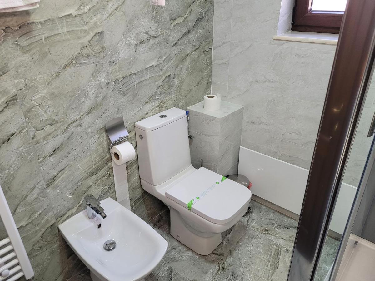 Lotus Boutique Hotel Дева Екстериор снимка