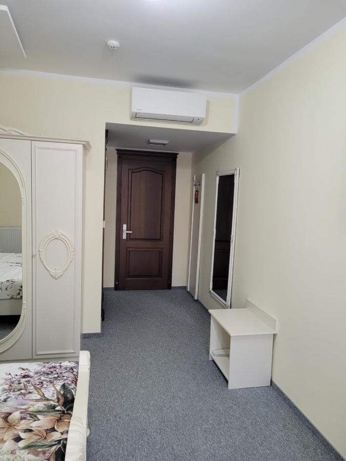 Lotus Boutique Hotel Дева Екстериор снимка